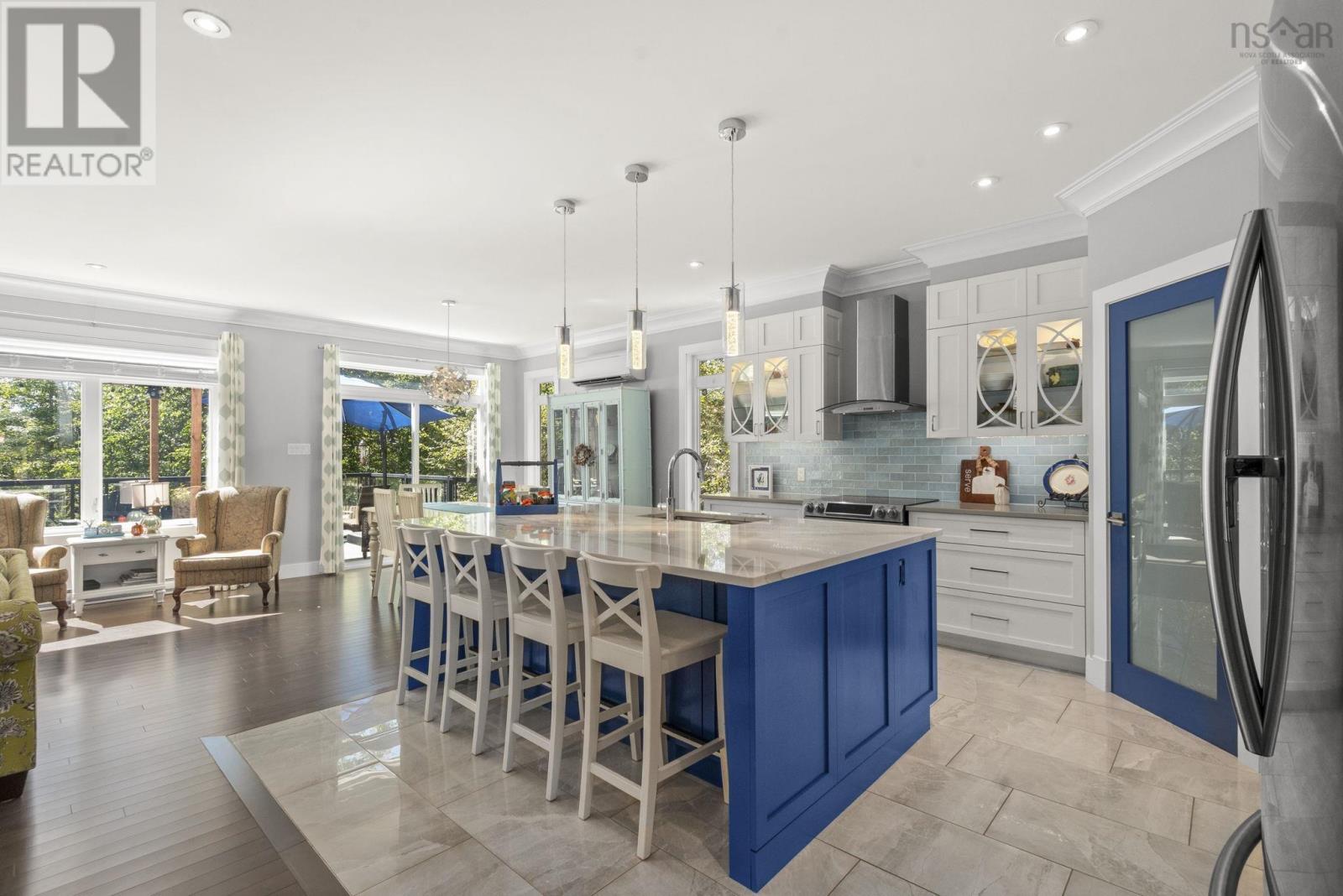 769 Lakeview Avenue - 9