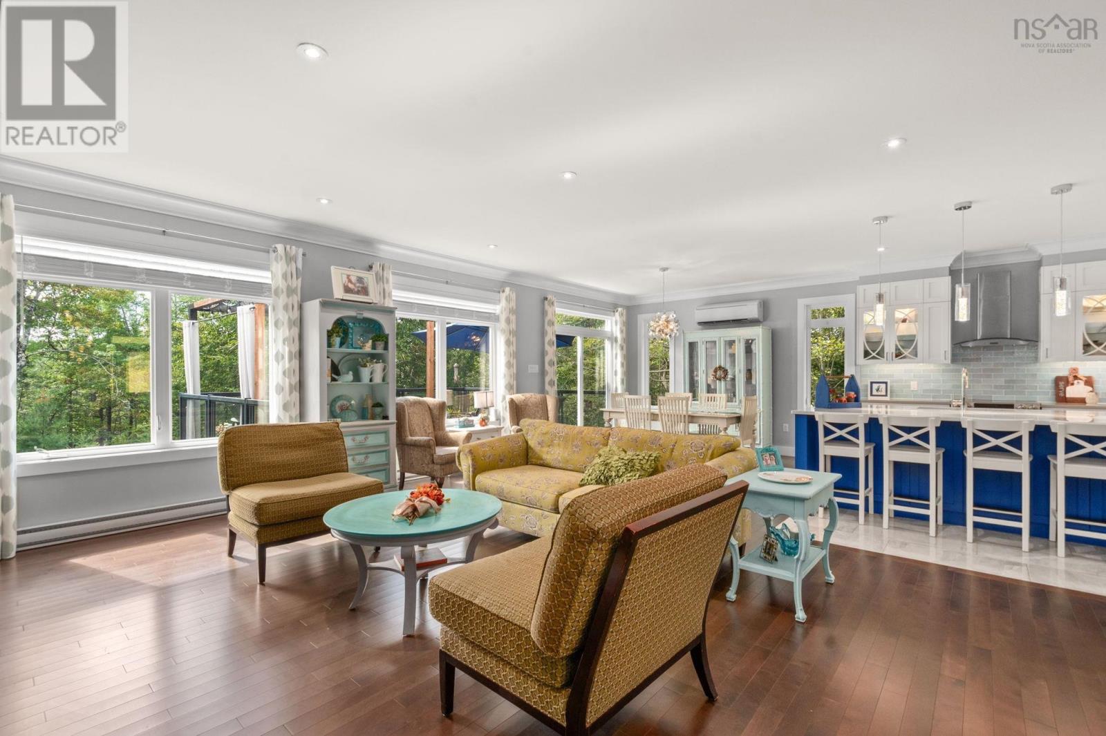769 Lakeview Avenue - 7