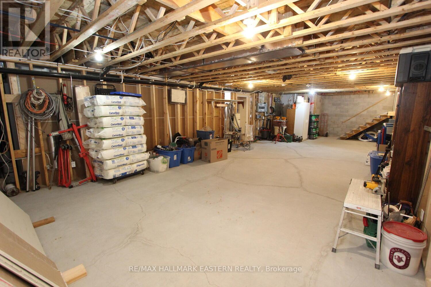 178 ROMA LANE - 31