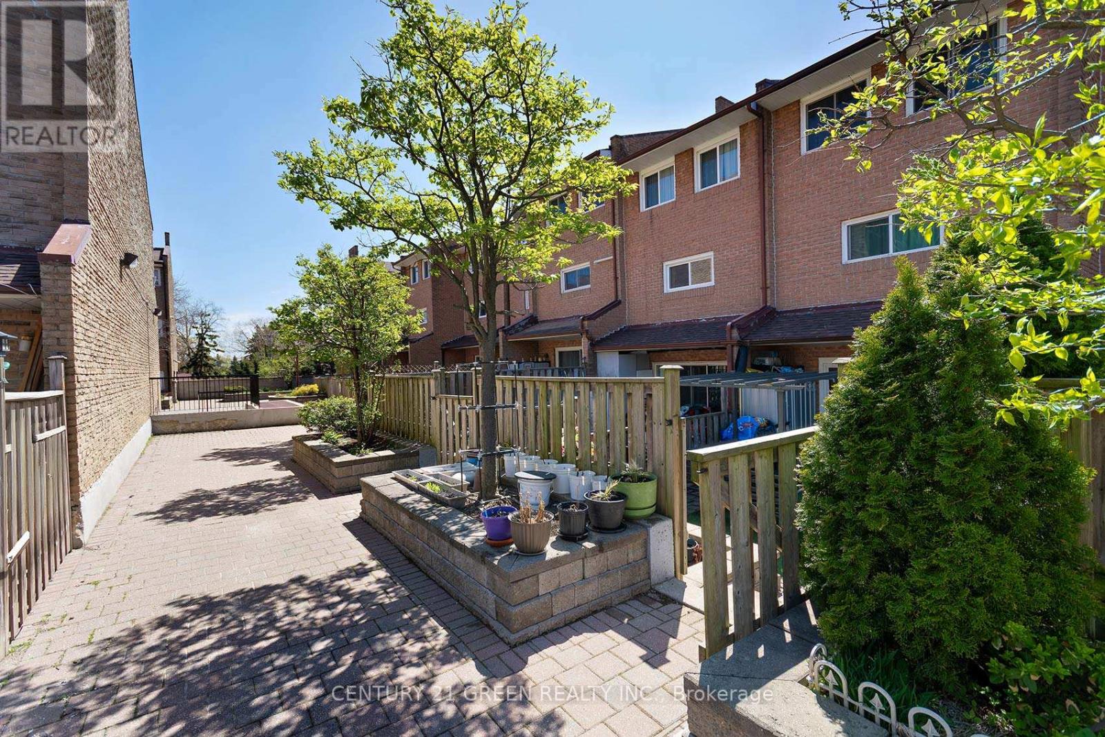 #190 50 SCARBOROUGH GOLF CLUB ROAD - 26