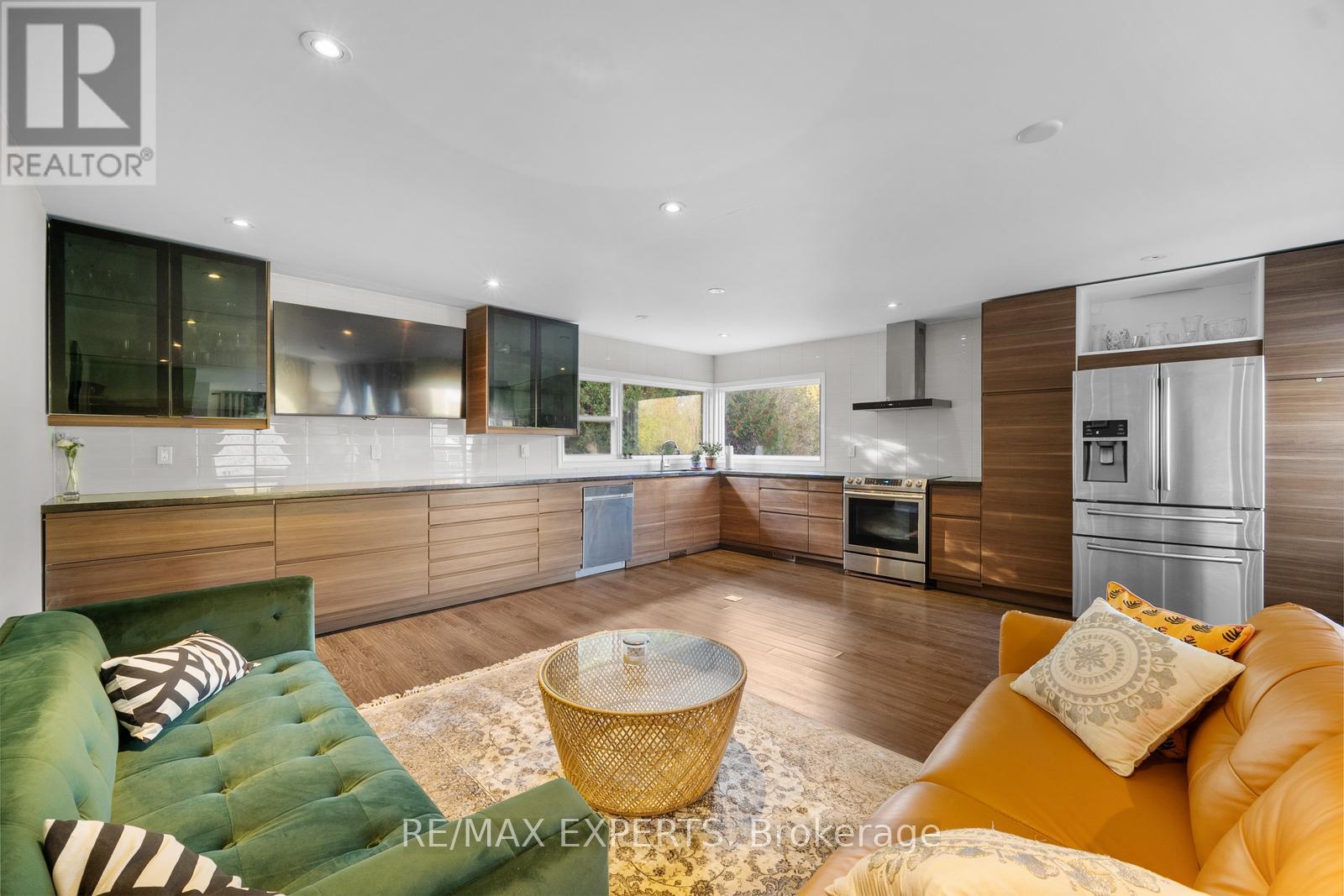 2821 MT ALBERT ROAD - 25