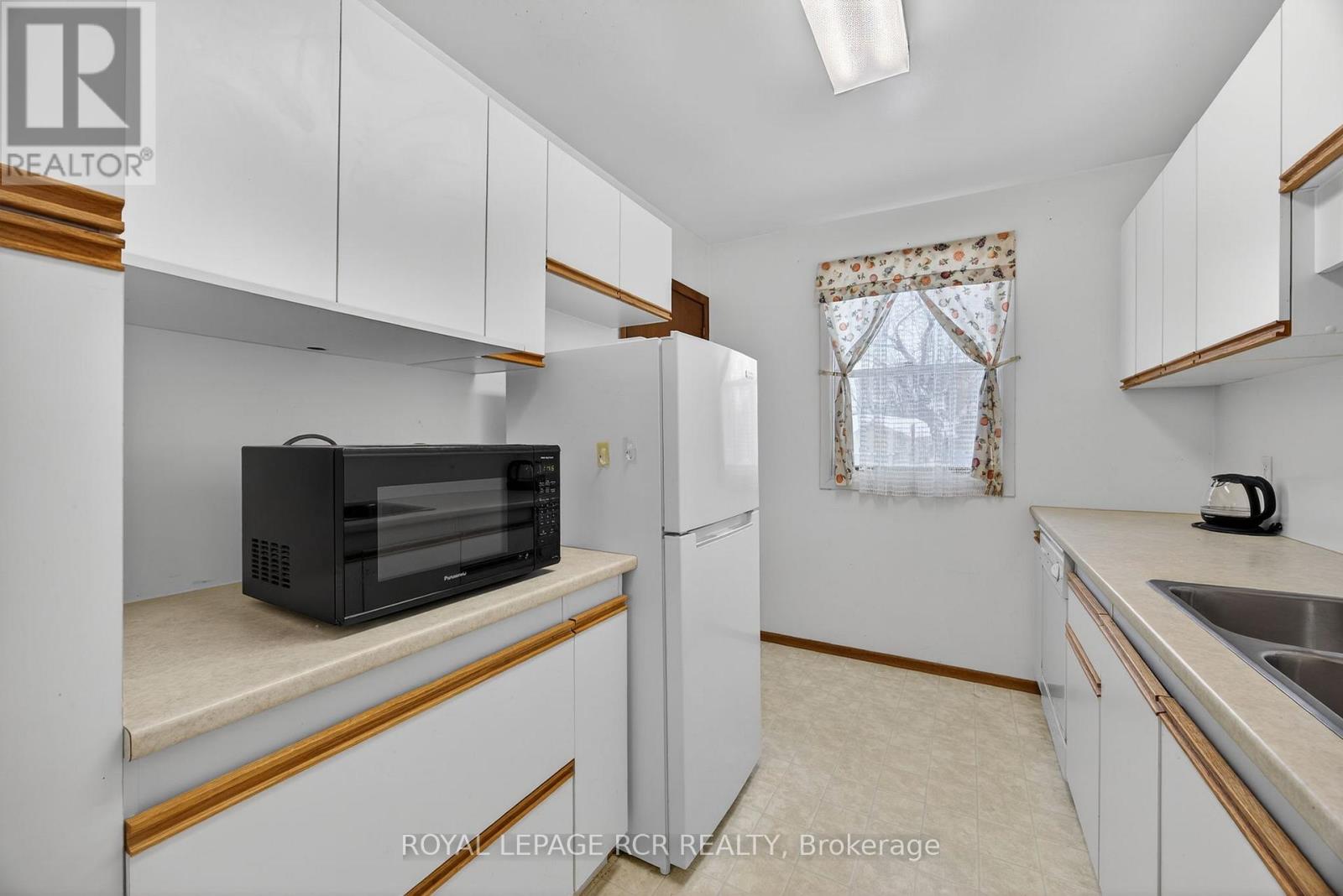 24 DRUMMOND STREET - 7