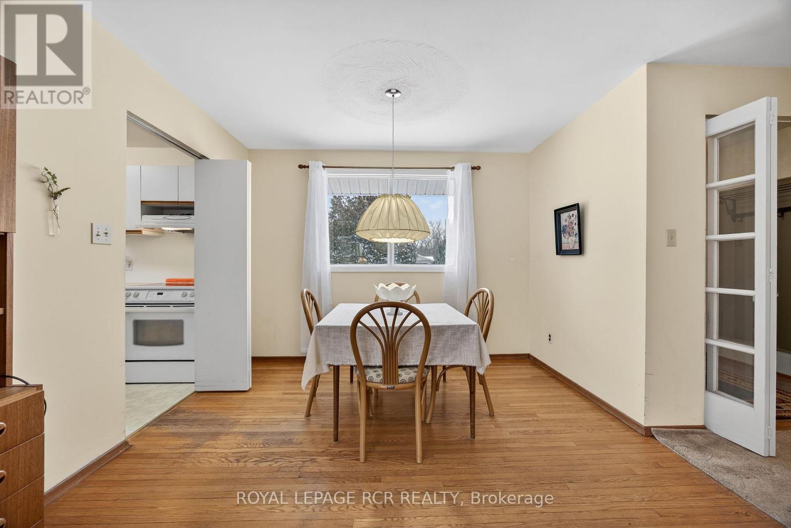 24 DRUMMOND STREET - 9