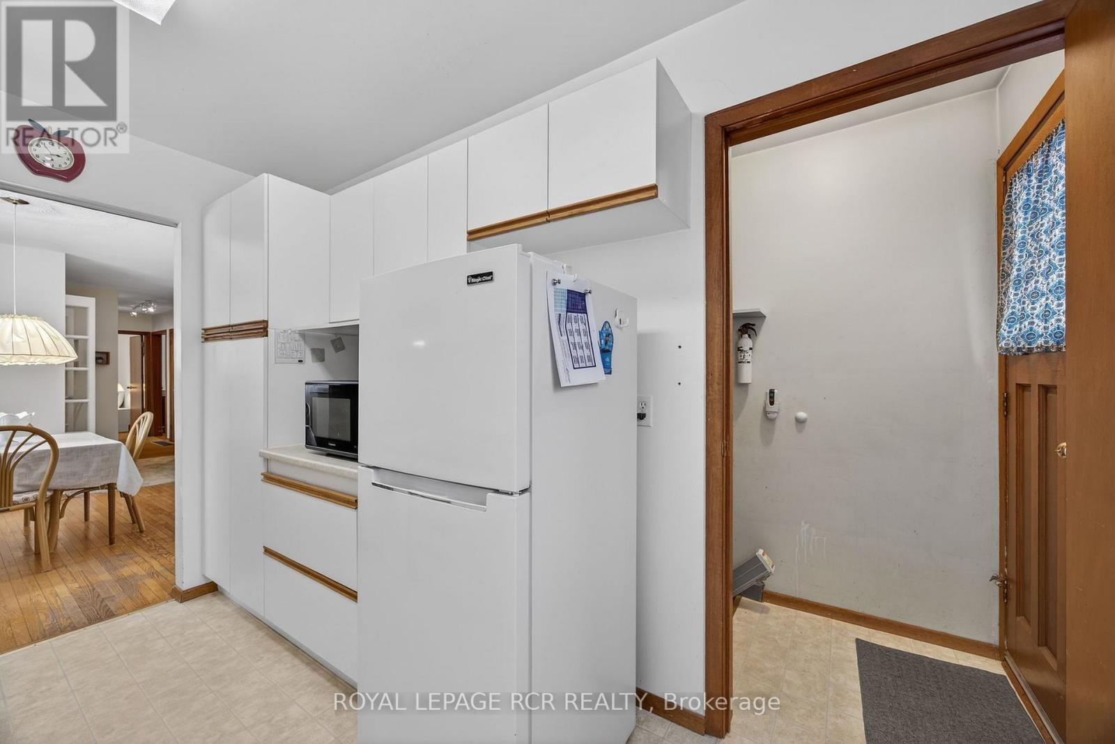 24 DRUMMOND STREET - 8