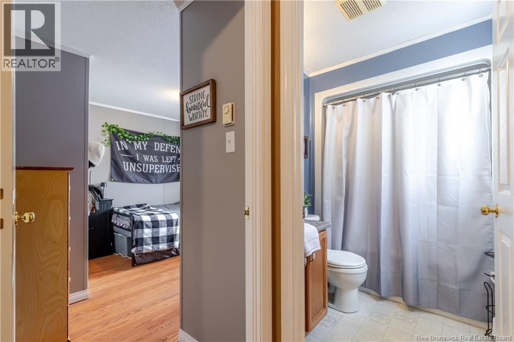 81 McCain Drive - 25