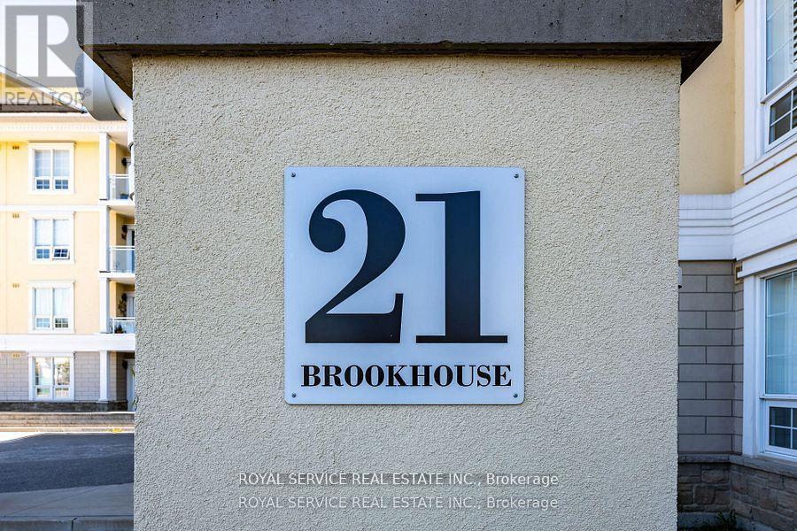 #220 21 BROOKHOUSE DRIVE - 5