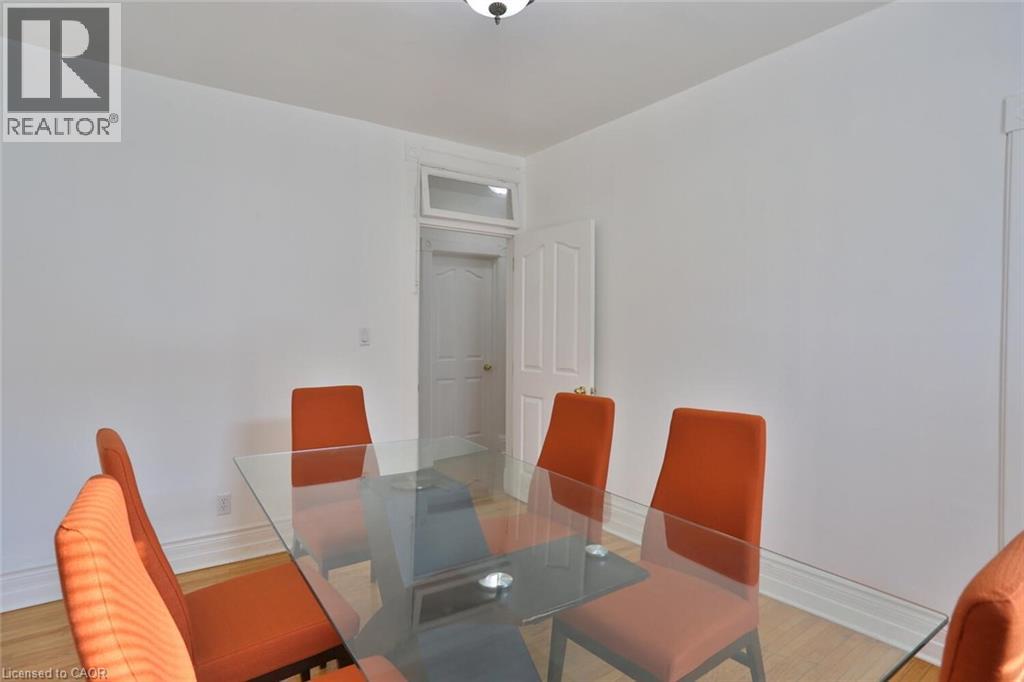 127 DUKE Street E, Kitchener, Ontario, N2H1A6 — Photo 25