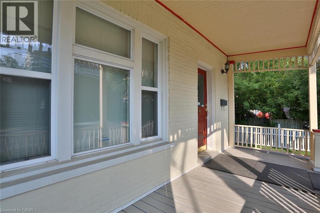 127 DUKE Street E, Kitchener, Ontario, N2H1A6 — Photo 5