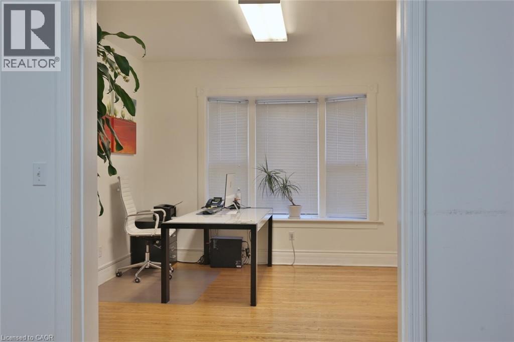 127 DUKE Street E, Kitchener, Ontario, N2H1A6 — Photo 15