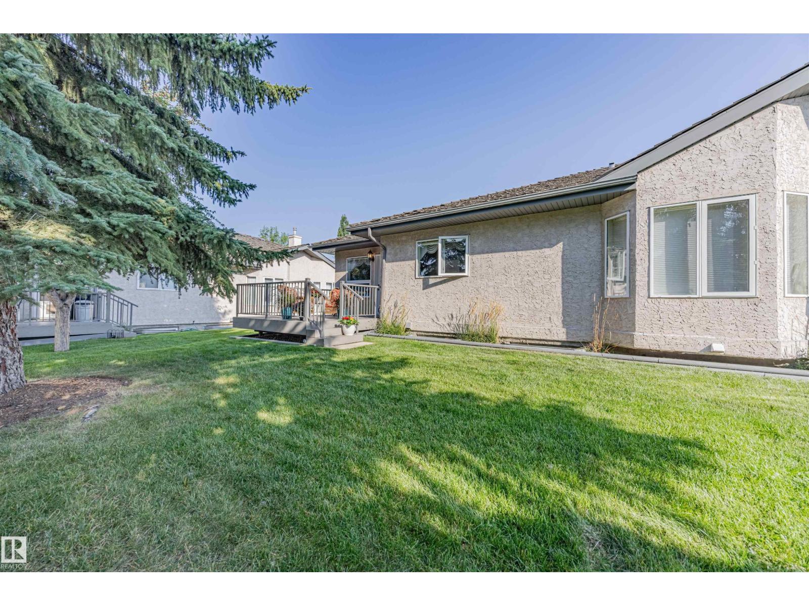 #128 215 BLACKBURN EAST DR SW, Edmonton