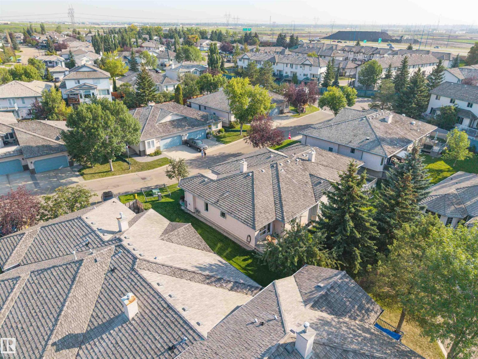 #128 215 BLACKBURN EAST DR SW, Edmonton
