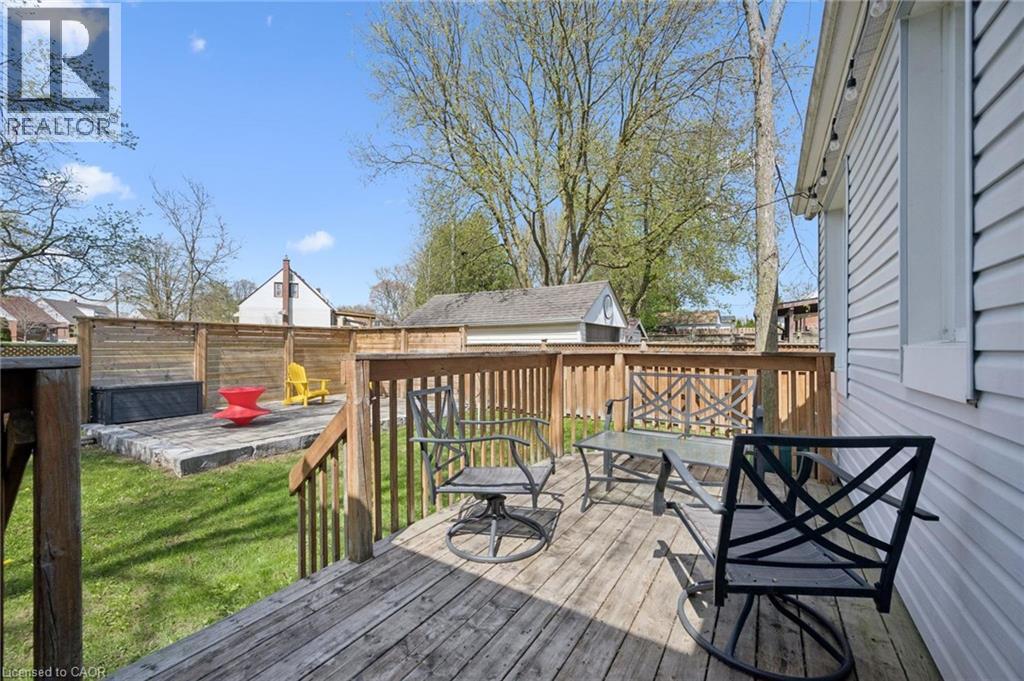 46 SENECA Drive, Kitchener, Ontario, N2M3G9 — Photo 32