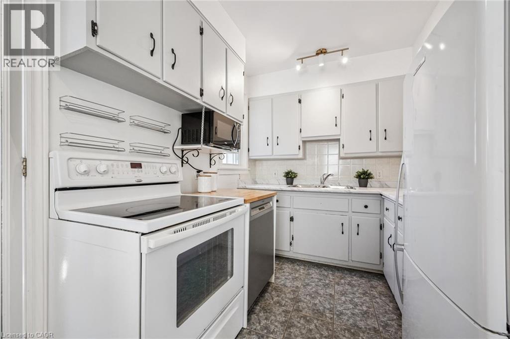 46 SENECA Drive, Kitchener, Ontario, N2M3G9 — Photo 18