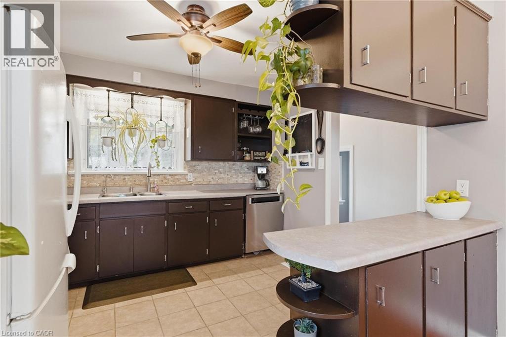 120 ELGIN Crescent - 7