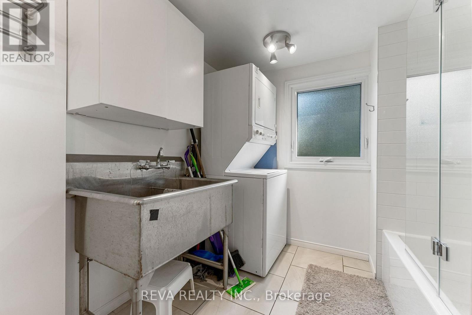 32 LAKE VIEW LANE - 31