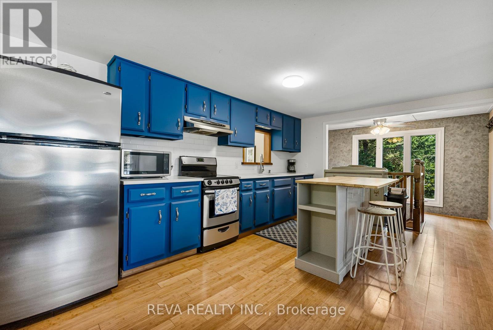 32 LAKE VIEW LANE - 8