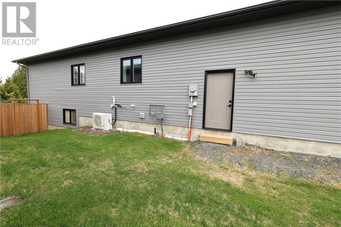 178 Hollybrook Crescent, Azilda, Ontario, P0M1B0 — Photo 67