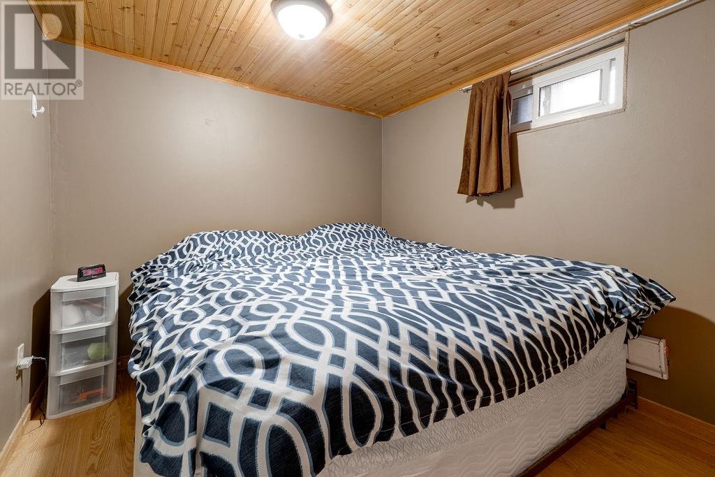 102 Whitney Ave - 13