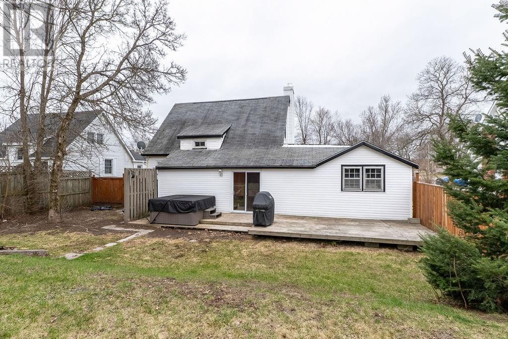 102 Whitney Ave - 20