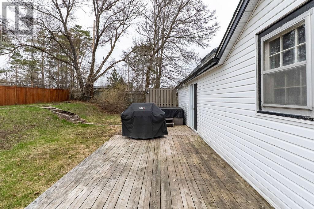 102 Whitney Ave - 25
