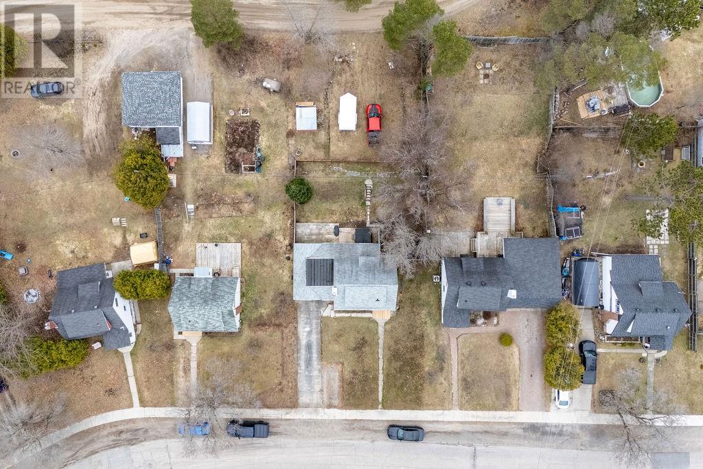 102 Whitney Ave - 29