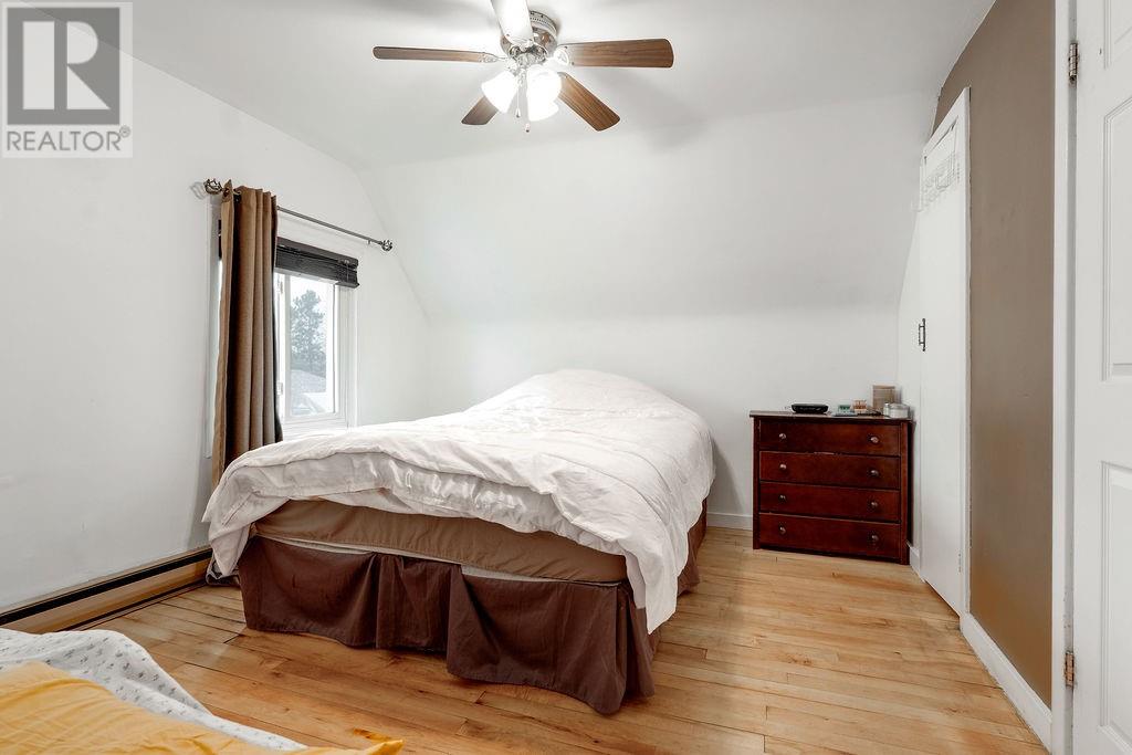 102 Whitney Ave - 8