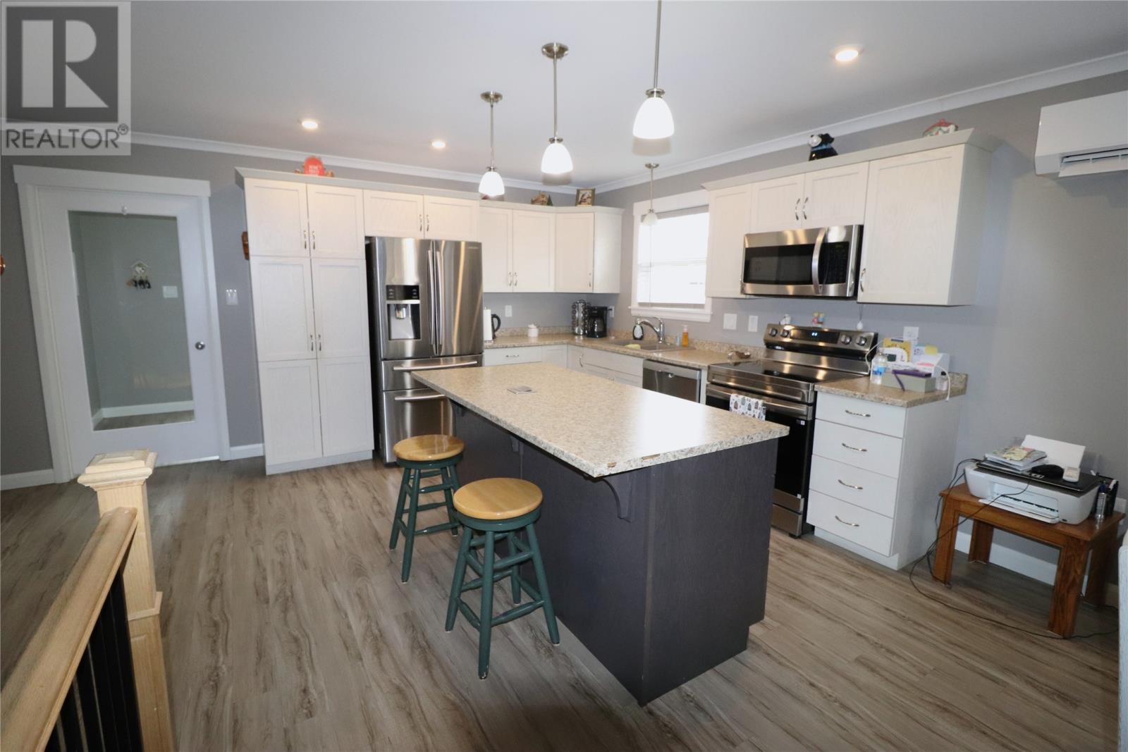 36 Grace Avenue - 12