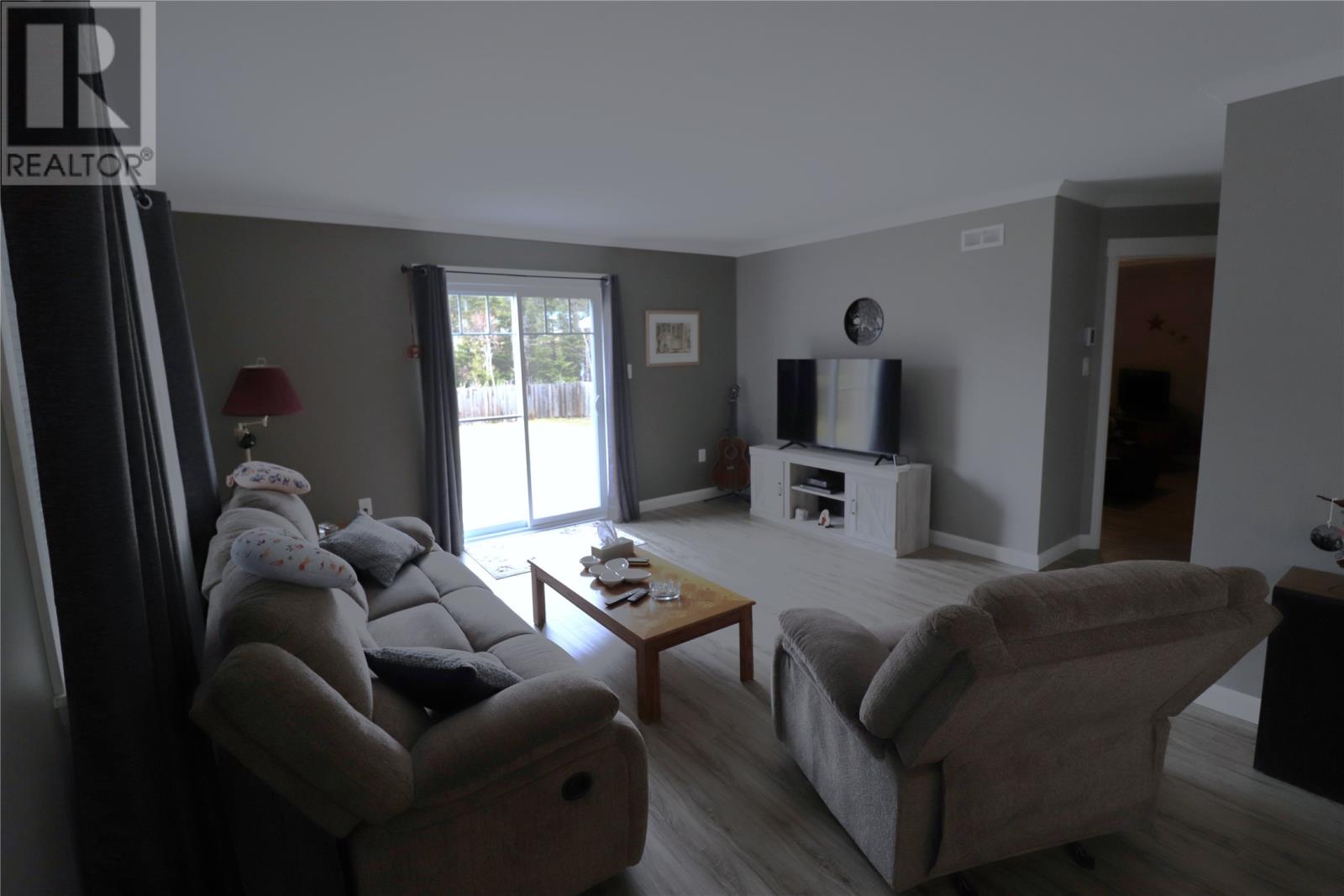36 Grace Avenue - 18