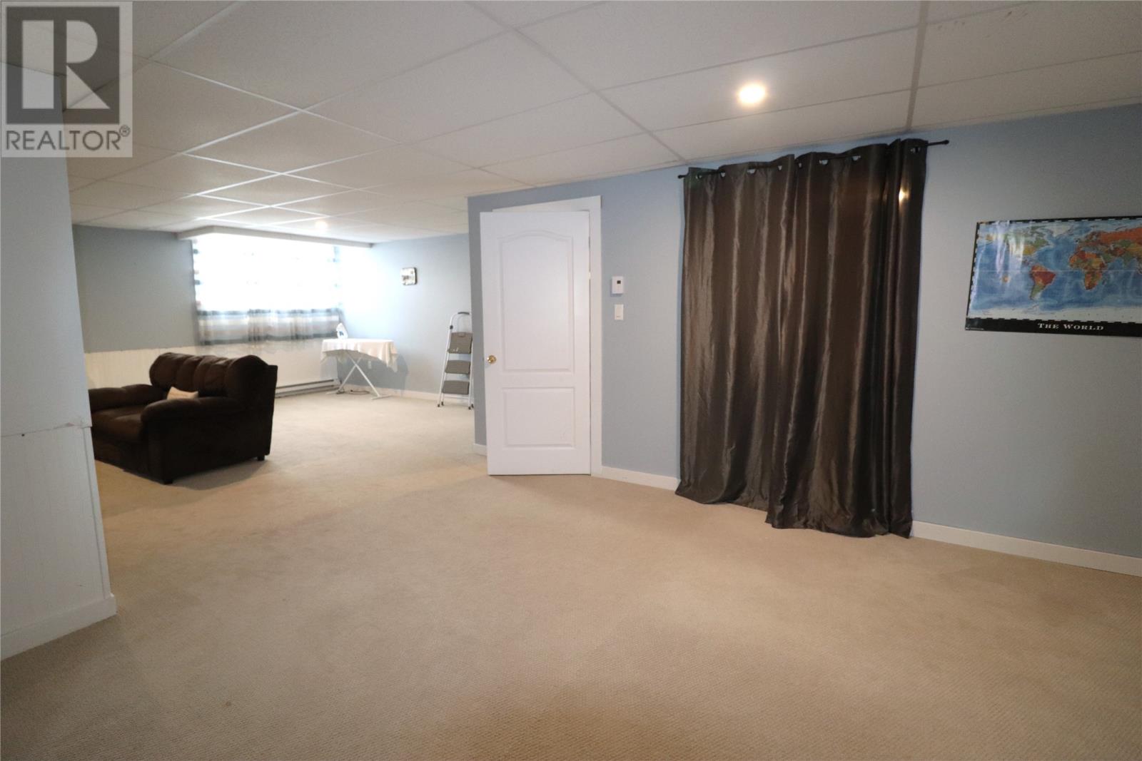 36 Grace Avenue - 29