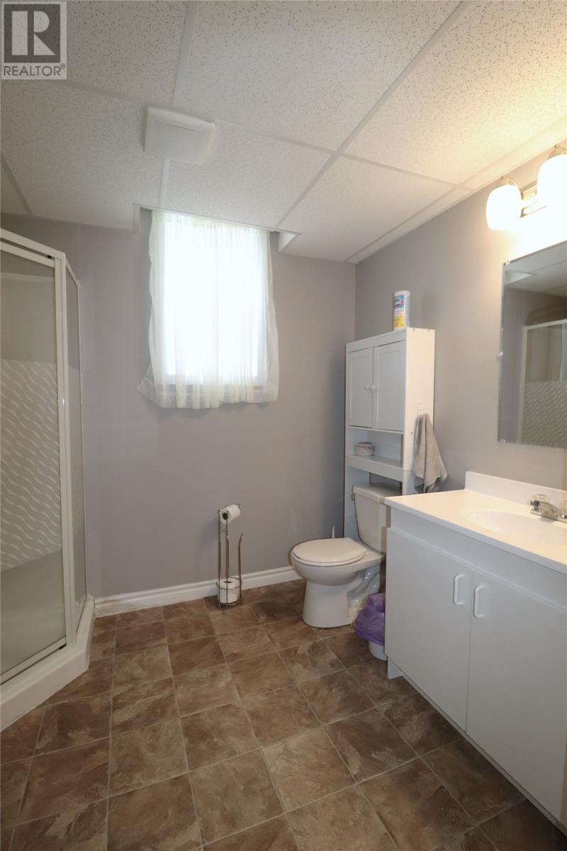 36 Grace Avenue - 36