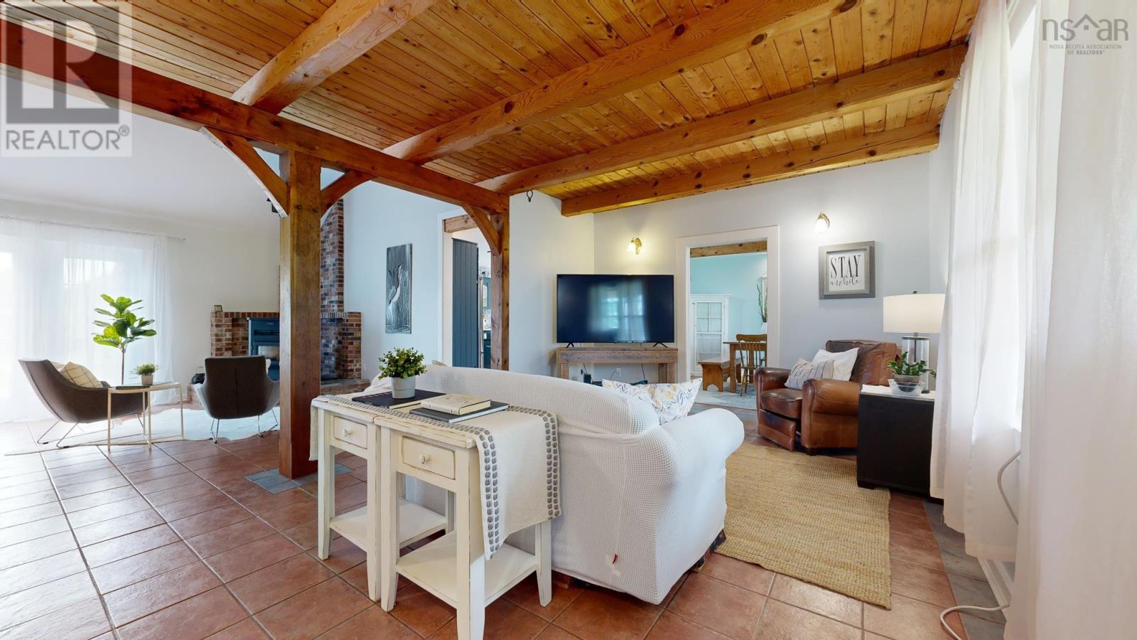 115 Magee Road - 11