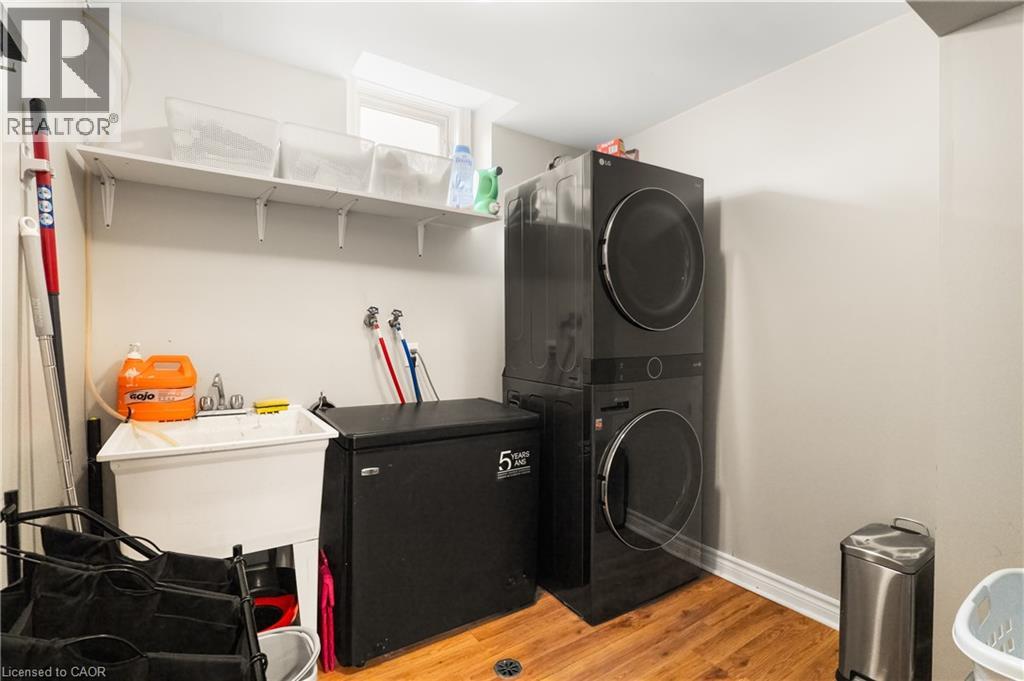 172 GENERAL Drive, Kitchener, Ontario, N2K3S6 — Photo 32