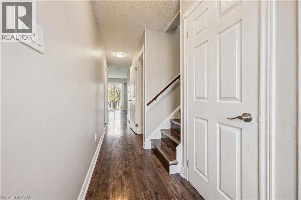 144 SUNSET Court, Cambridge, Ontario, N1S4G8 — Photo 7