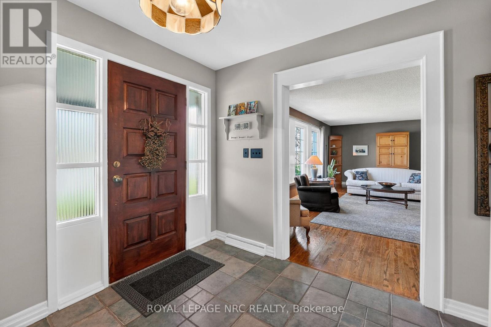 10 BRIARFIELD CRESCENT - 5