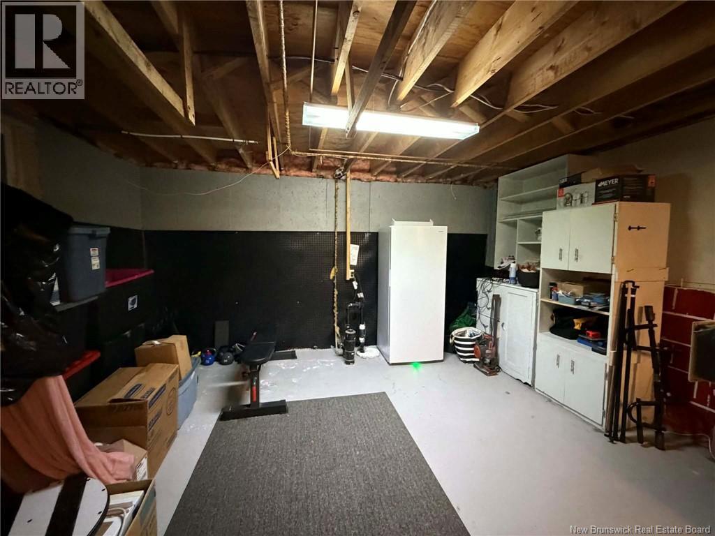 23 Barker Street - 27