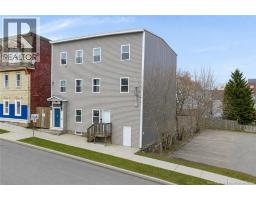 31-33 Peters Street, photo 2