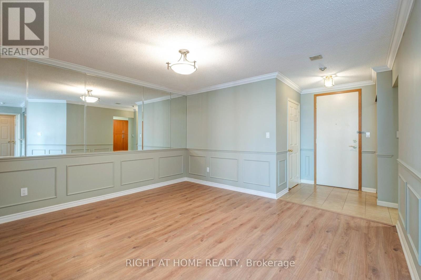 #1116 610 BULLOCK DRIVE - 12