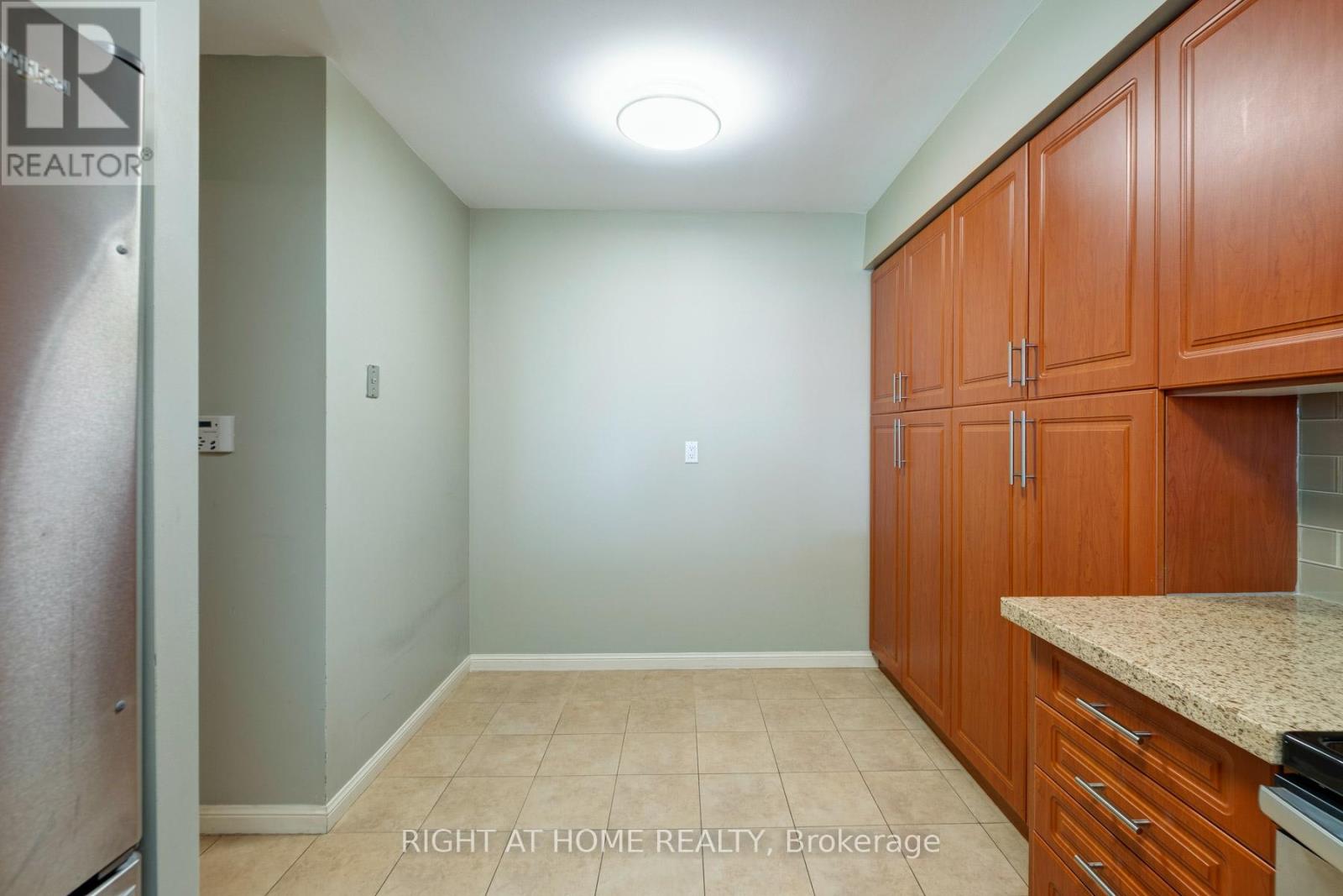#1116 610 BULLOCK DRIVE - 15