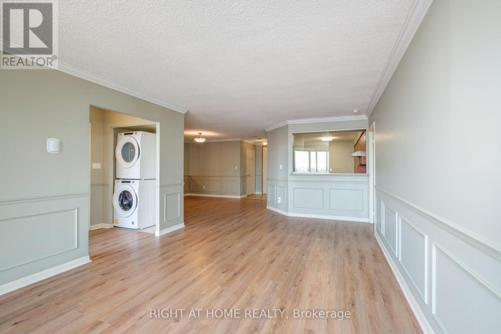 #1116 610 BULLOCK DRIVE - 20