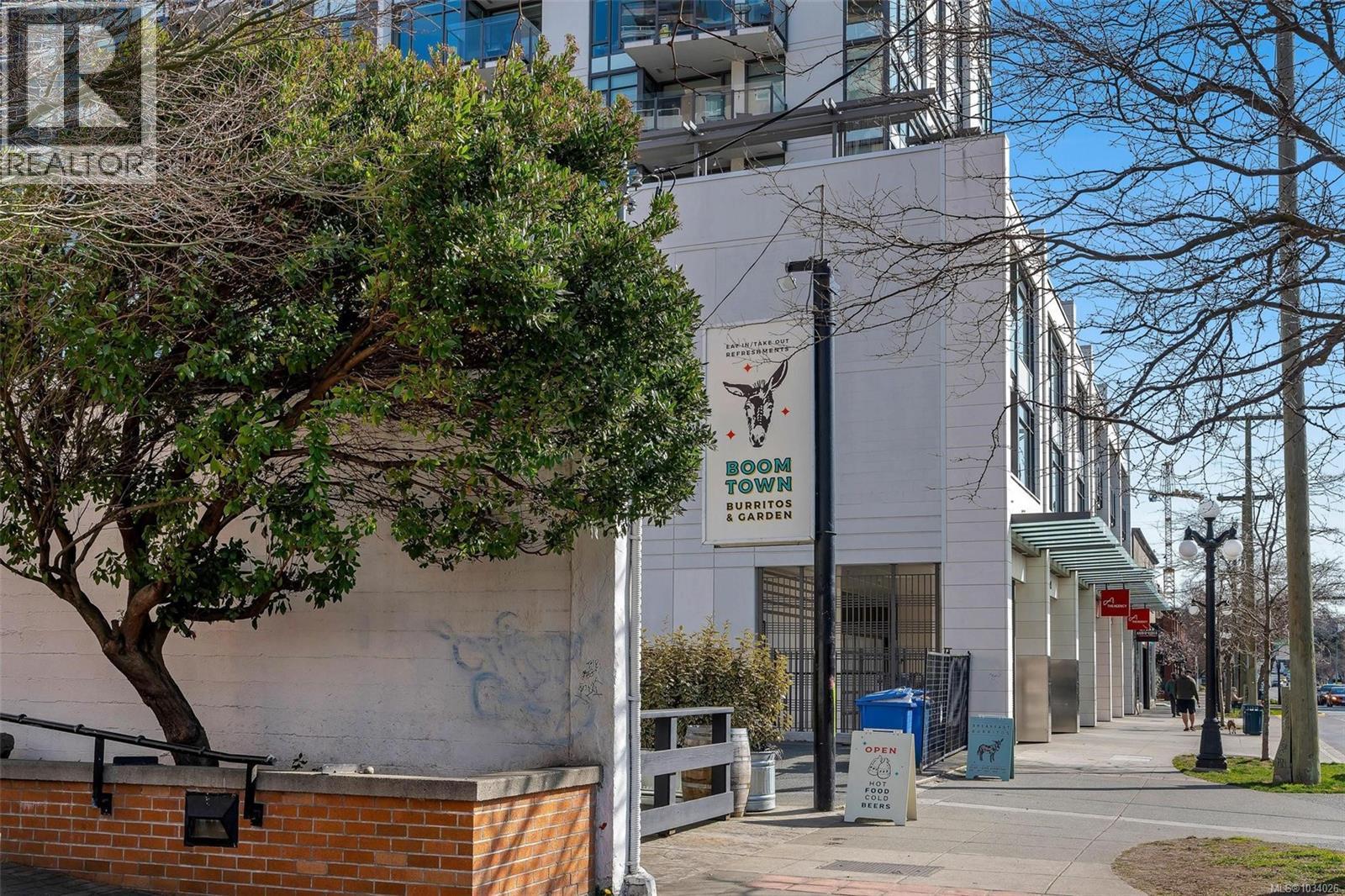 #1204 960 Yates St - 32