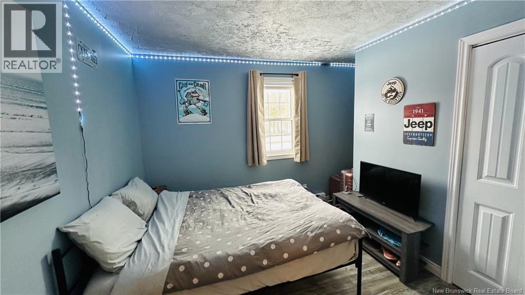 25 Johnston Road - 42