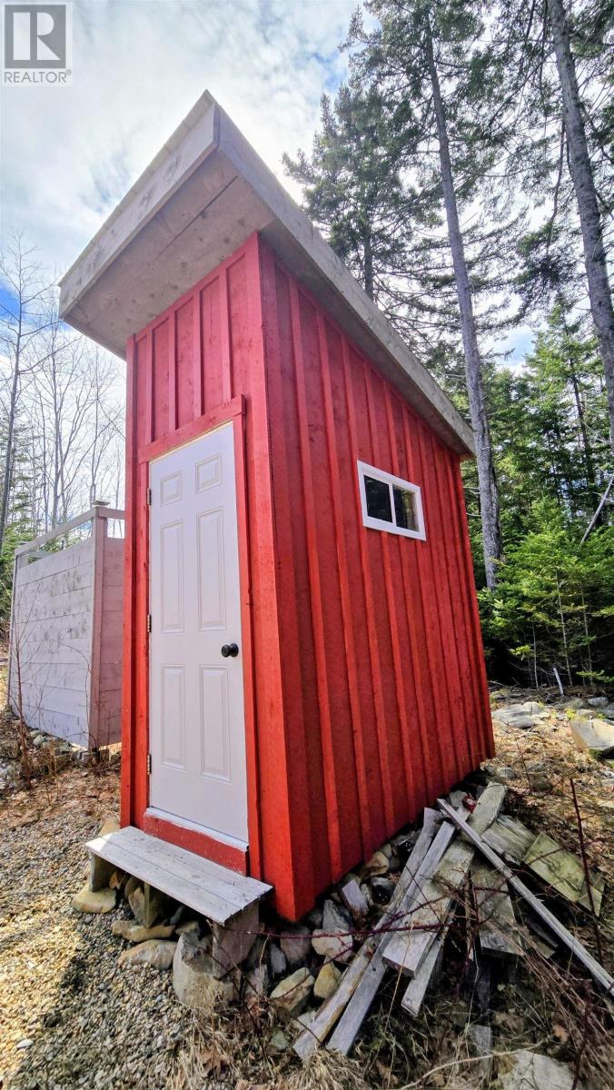 765 Weymouth Falls Road - 16