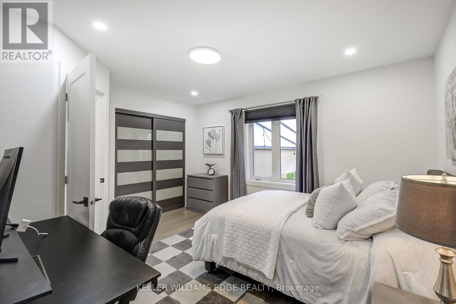 29 WILTSHIRE PLACE - 21