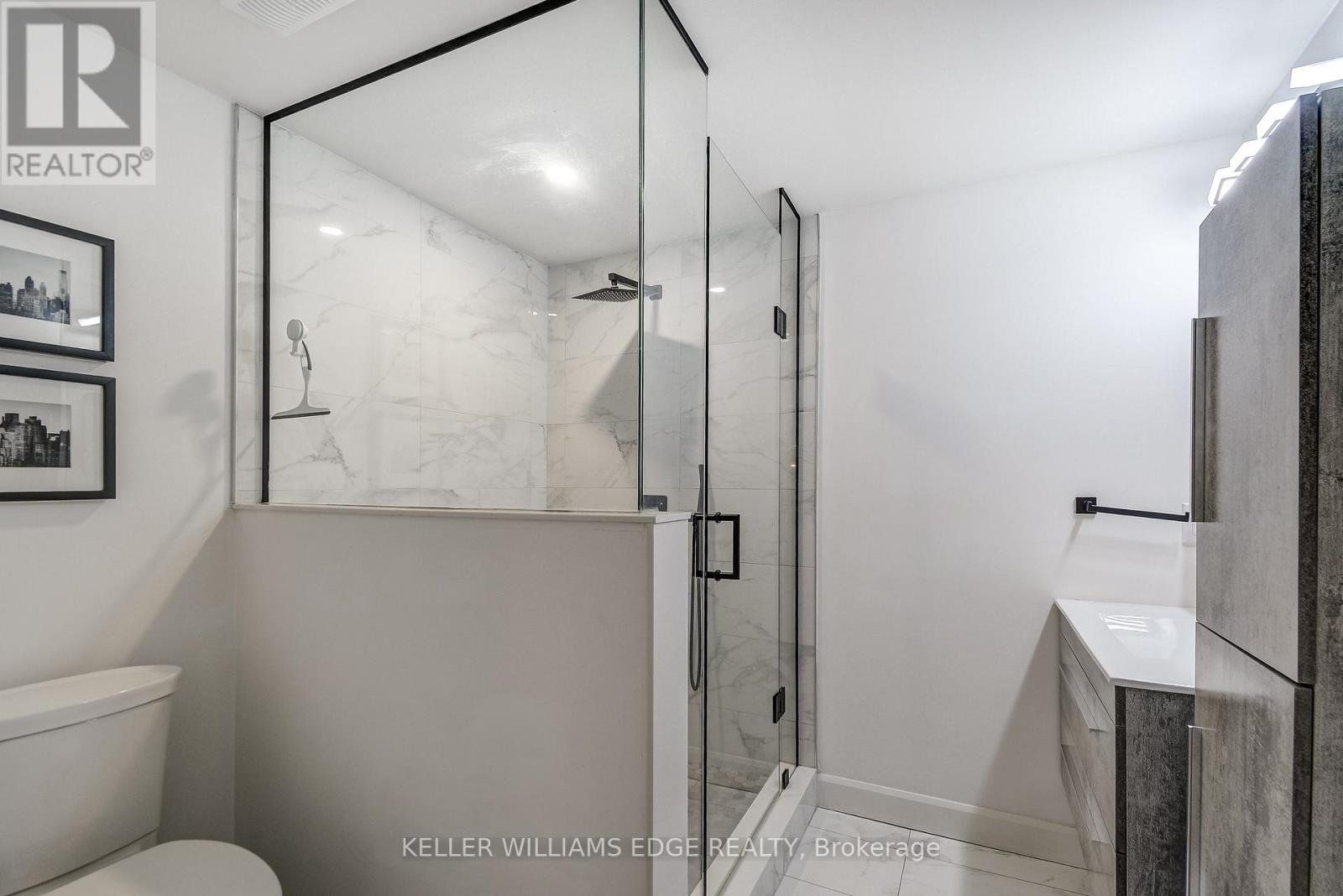 29 WILTSHIRE PLACE - 32
