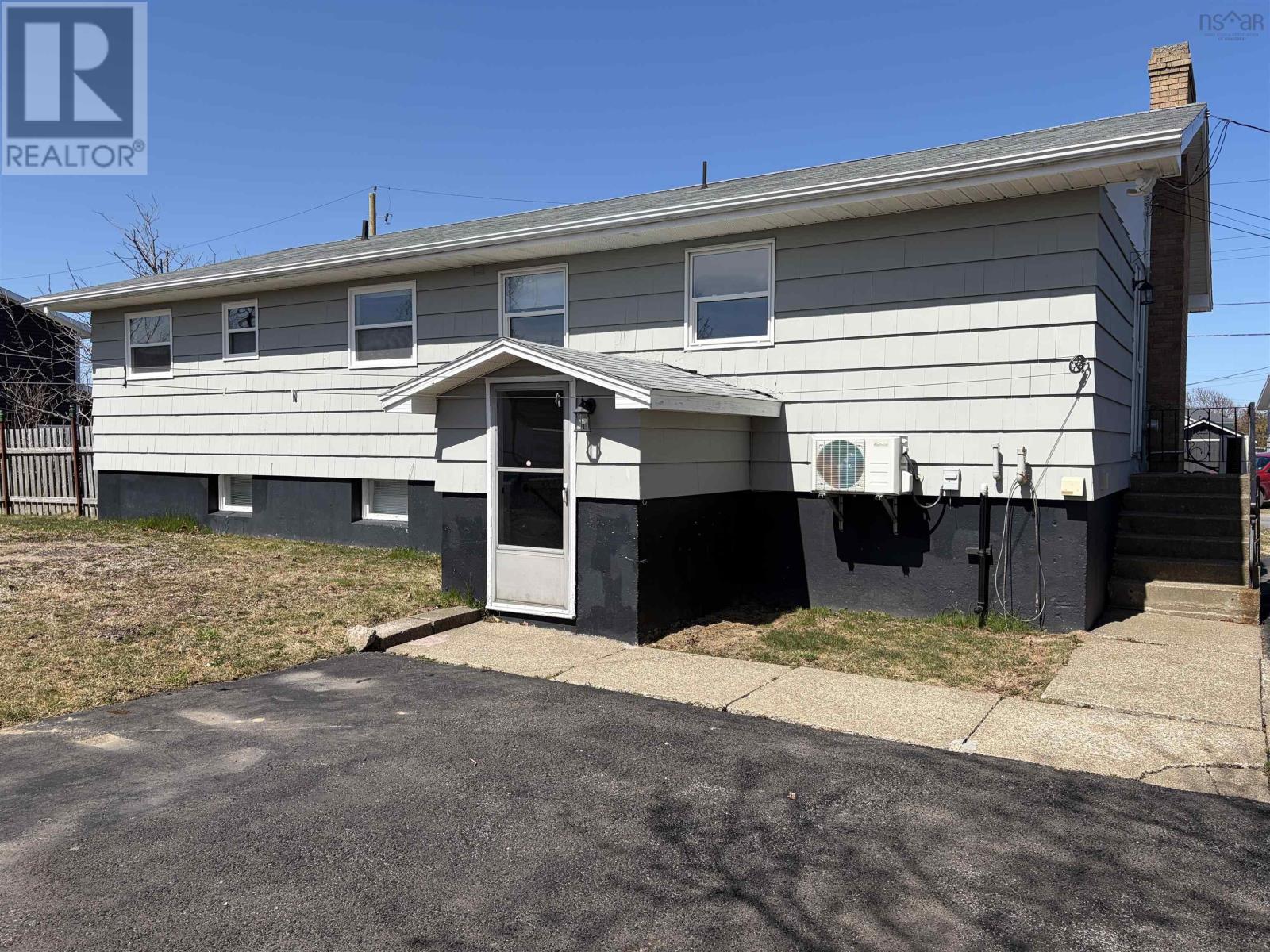 Property 2 of 32 of 11 Luke Street