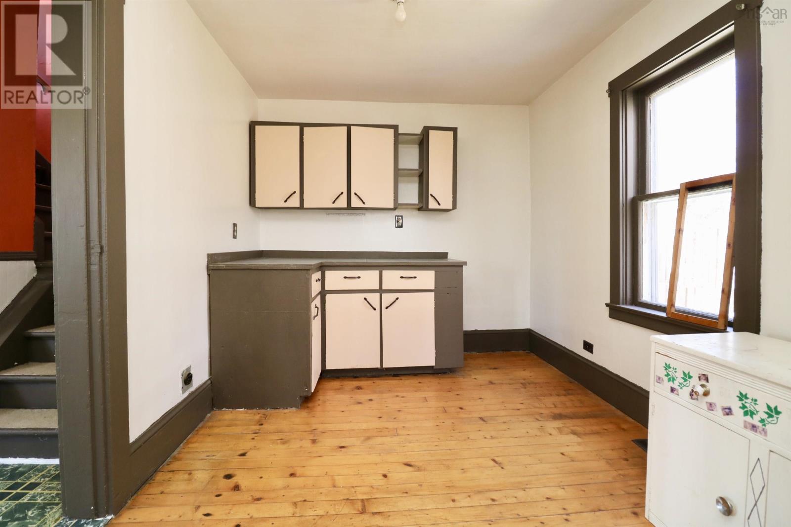Property 10 of 37 of 48 George Dorey Road