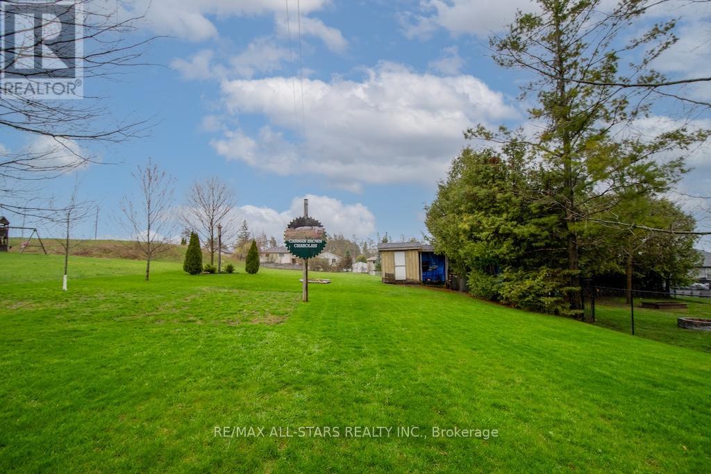 53 HILLSIDE DRIVE - 30