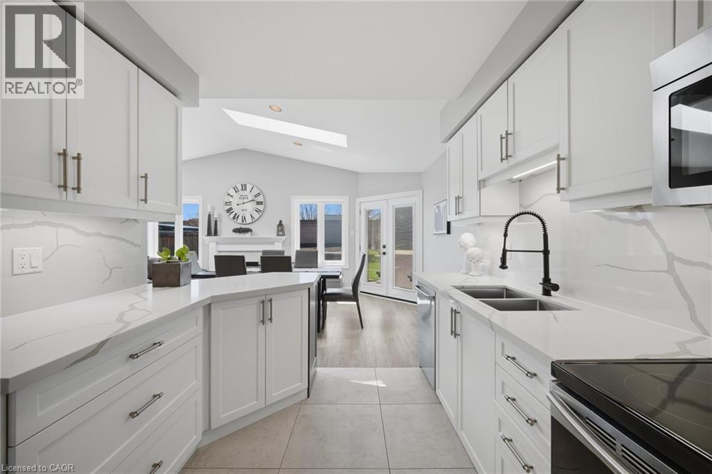 44 BANINGTON Crescent, Brampton, Ontario, L7A1G4 — Photo 17
