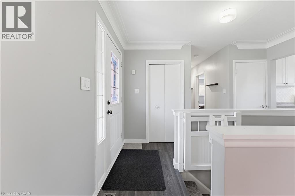 147 CHURCHILL Drive, Cambridge, Ontario, N1S1S3 — Photo 12