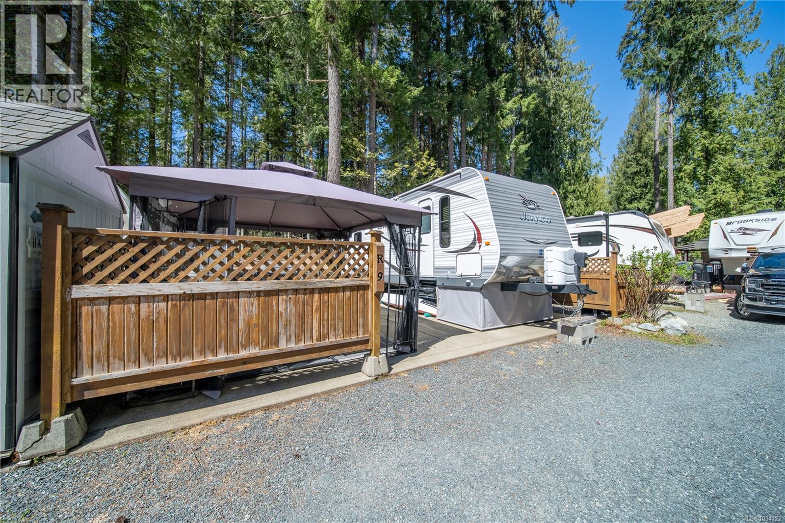 SL9 9752 Lakeshore Rd, Port Alberni